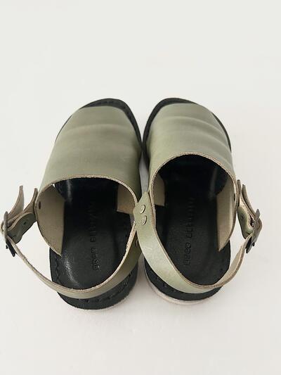 【美品】GROW NATURALLY サンダル 画像4