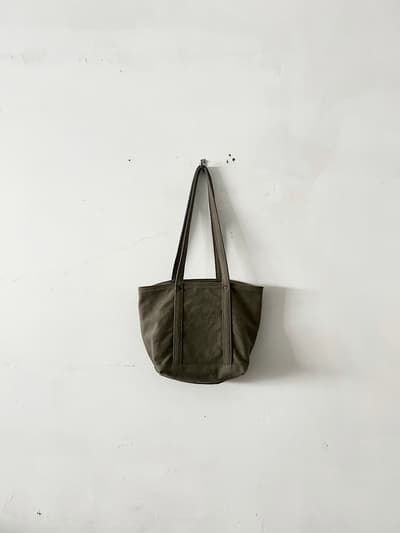 【美品】lasicu  トートバッグ　カーキ 画像1