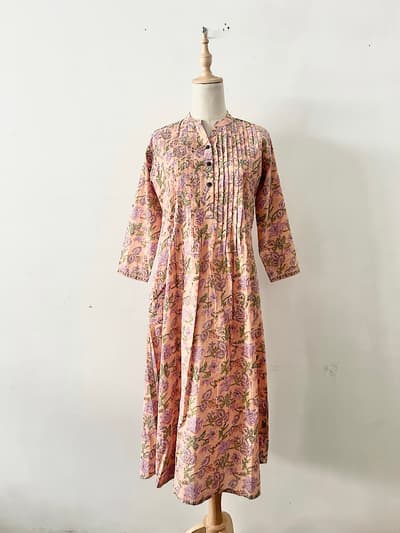 【美品】AINA 花柄 プリーツ ワンピース 画像1