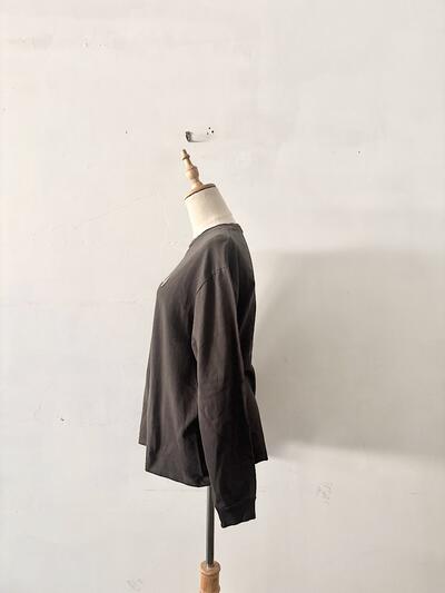 ユナイテッドアローズ 【GLR】MUSEUM ロゴ ロングTシャツ チャコール 画像4