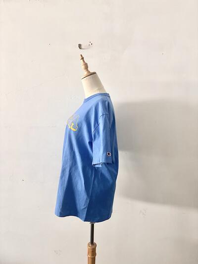 【美品】Champion チャンピオン T1011 UCLA Tシャツ Lサイズ USA製 水色 画像4