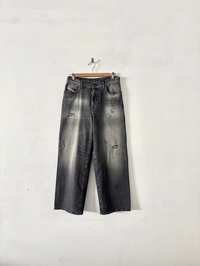 DIESEL　ブラック　デニム　ワイドパンツ　ダメージ加工　　サイズ27 画像1