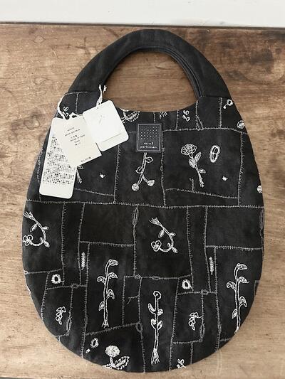 【美品】mina perhonen　garden patchwork　エッグバッグ　black　麻　リネン　 画像5