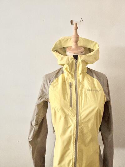 【美品】ノローナ ビティホーン dri1 ジャケット レディースXS イエロー 画像2