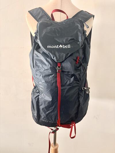 【美品】モンベル バーサライトパック 20 リュック バックパック ネイビー 画像3