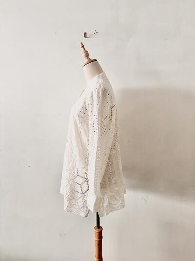 【美品】FUKAYA レースブラウス カットワーク刺繍 ホワイト 画像4