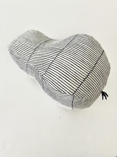 【美品】mina perhonen　misty line　クッション 画像6