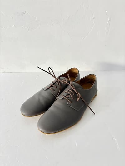 que shoes グレー レースシューズ　Lサイズ　白　 画像1