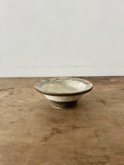 【美品】井上尚之 小代焼 ふもと窯 小鉢 象嵌　グレー波形模様 画像5