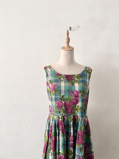 サラウェア SARAH WEAR チェック ローズプリント ノースリーブワンピース 画像2