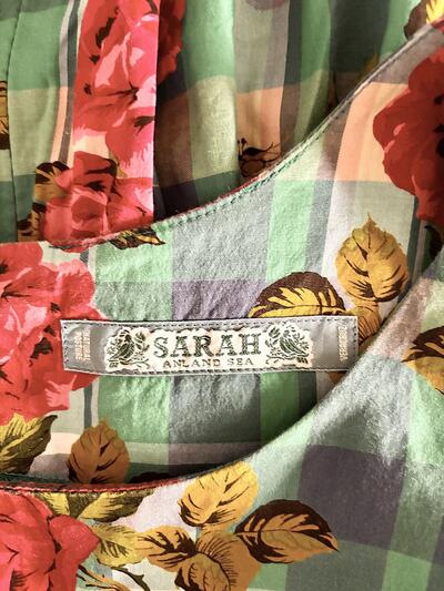 サラウェア SARAH WEAR チェック ローズプリント ノースリーブワンピース 画像10