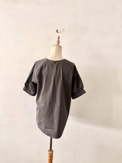 【未使用タグ付】 theory luxe  CRISP LINEN 半袖プルオーバー 38　グレー　 画像6