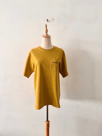 PATAGONIA  リスポンシビリティ Tシャツ マスタードイエロー Sサイズ ポケット付 画像1