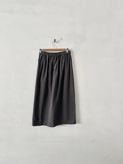 【美品】2025SS　evameva　cotton wrap skirt　サイズM　グレー 画像3