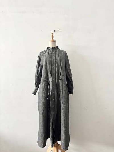 【美品】45R ダンガリーカットワークのフリルドレス