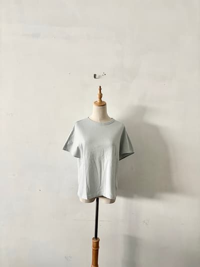 【美品】オールドマンズテーラー R&D.M.Co- コットン半袖Tシャツ ライトブルー 画像1