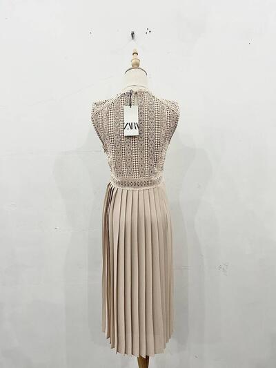 【未使用】ZARA レース切替プリーツワンピース 画像9