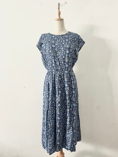 【美品】LIBERTY リバティプリント リネン フレンチスリーブ 花柄 ワンピース 画像1