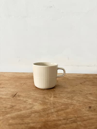 【未使用】marimekko　TIILISKIVI　マグカップ　ベージュ　 画像1