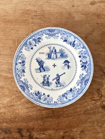 【フランスアンティーク】Choisy-le-Roi　なぞなぞ皿　20.5cm　 画像1