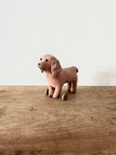 ヴィンテージ 車輪付き 犬 ぬいぐるみ 画像1
