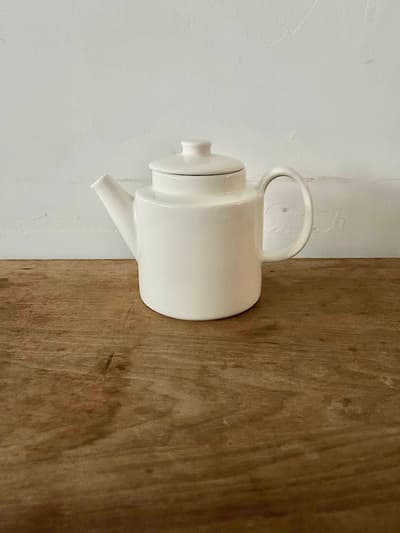 【美品】iittala ティーマ ティーポット ホワイト 白 1.0L 画像1