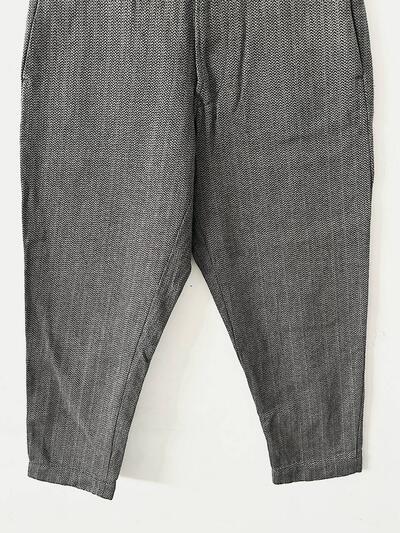 【美品】45R ヘリンボーン コットン テーパード パンツ シルバー・ブラック 画像3