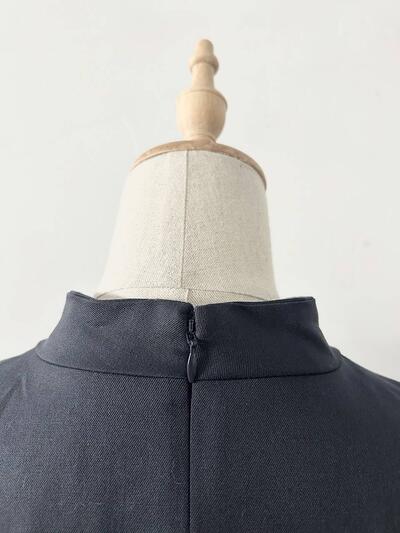 【美品】utilite ウールスタンドカラーハイウエスト切替フレアロングワンピース ネイビー 画像6