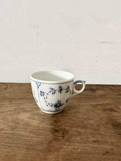 ロイヤルコペンハーゲン ブルーフルーテッド ハーフレース ティーカップ＆ソーサー　① 画像4