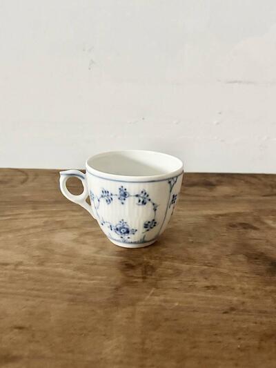 ロイヤルコペンハーゲン ブルーフルーテッド ハーフレース ティーカップ＆ソーサー　① 画像5