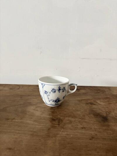 ロイヤルコペンハーゲン ブルーフルーテッド ハーフレース ティーカップ＆ソーサー　② 画像5