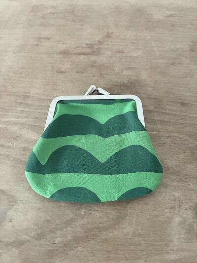 【未使用】marimekko Papajo がま口 ポーチ コインケース 画像3