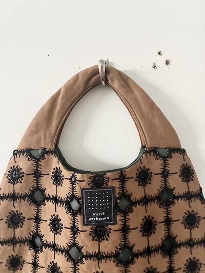 【美品】minä perhonen アネモネ エッグバッグ  ハンドバッグ 画像3
