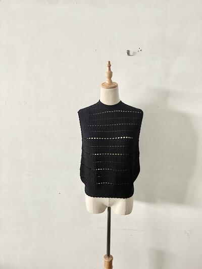 UNITED ARROWS  メッシュ編み ニットベスト ブラック 画像1