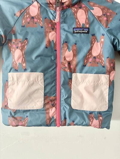【kids】Patagonia（パタゴニア）リバーシブルダウンジャケット 画像4