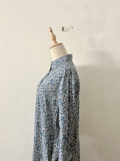 【美品】MidiUmi ミディウミ ブルー系 小花柄 コットン シャツワンピース 画像6