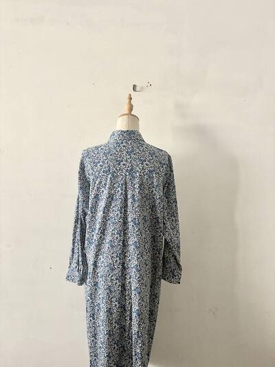 【美品】MidiUmi ミディウミ ブルー系 小花柄 コットン シャツワンピース 画像10