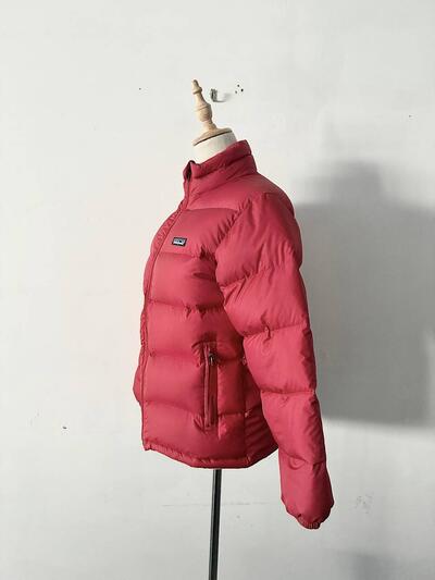 Patagonia ダウンジャケット キッズ L12 レッド 画像5