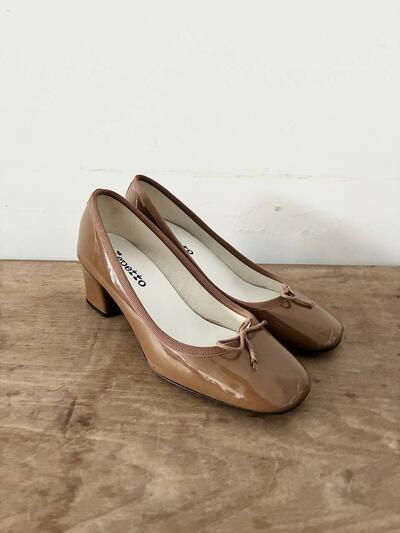 repetto（レペット）パテントパンプス ブラウン 36 画像3