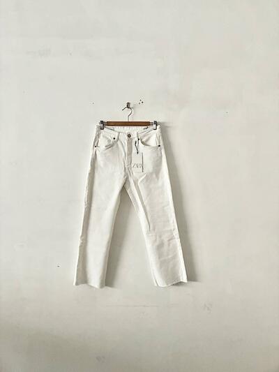 【未使用】ZARA ハイライズ クロップドデニムパンツ ホワイト 40 画像1