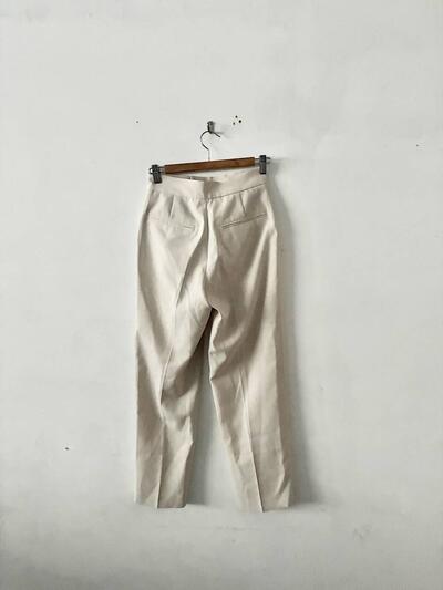 U by SPICK & SPAN  タック入りテーパードパンツ 画像4