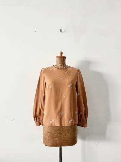 【美品】mina perhonen　choucho　xa1017　ブラウス　サイズ36 画像1