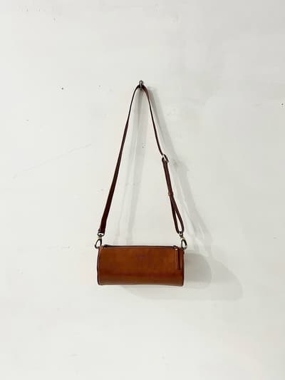 【美品】O MY BAG　IGGY　レザー　ショルダーバッグ　 画像1