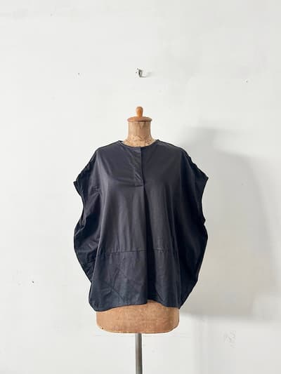 【美品】harmonie プルオーバー  ダークネイビー 画像1