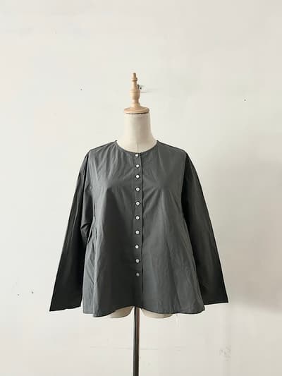 【美品】Gauze# コットンリネン ドットボタン ワイドブラウス 画像1