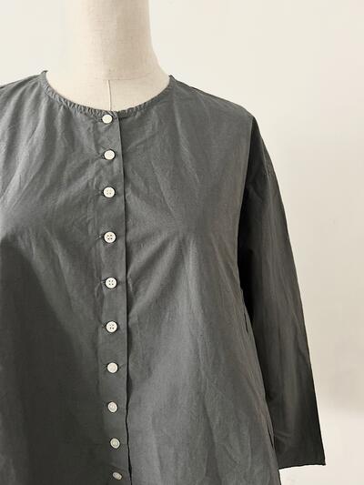 【美品】Gauze# コットンリネン ドットボタン ワイドブラウス 画像2