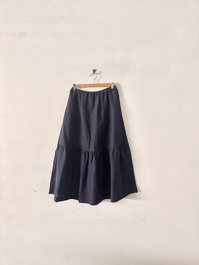 【未使用】LISETTE リゼッタ リネンコットン ティアードスカート 紺 日本製 タグ付　 画像1