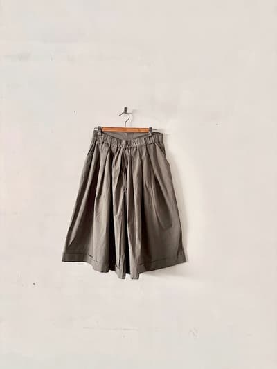 【美品】Veritecoeur　ガウチョパンツ　グレー　VC1182 画像1