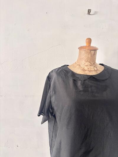 【美品】Gauze# ガーゼ シルク混 コットン 丸襟プルオーバーブラウス 黒 F 画像2