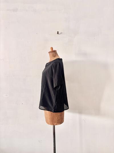 【美品】Gauze# ガーゼ シルク混 コットン 丸襟プルオーバーブラウス 黒 F 画像6